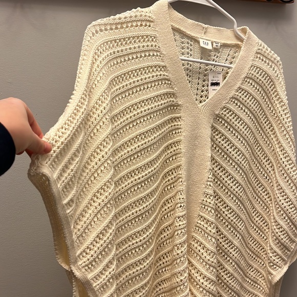 GAP Cream Knit Oversized Sweater NWT Size XXS/XS 🤍 - Picture 2 of 4